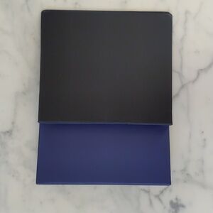 Avery Blue 1.5" 3 Ring and Black 0.5" 3 Ring Binder w/2 Interior Pockets, 2 pcs